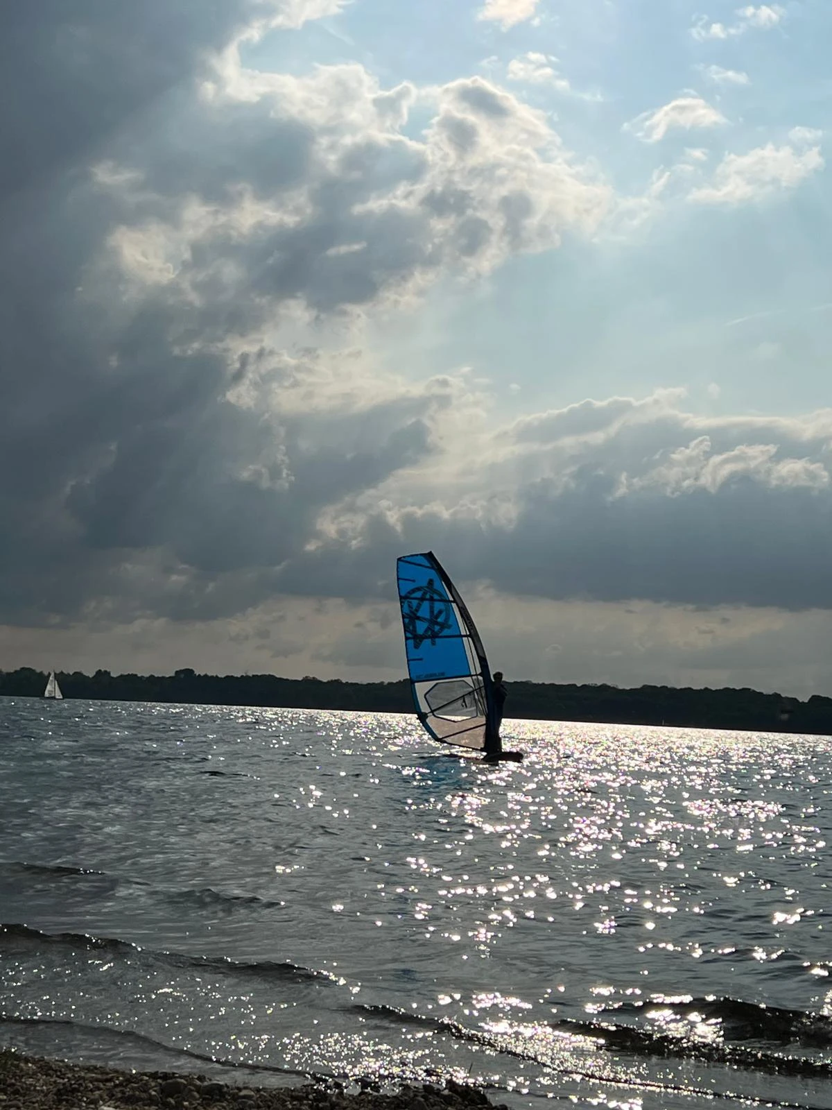 Kitesurfen auf dem See